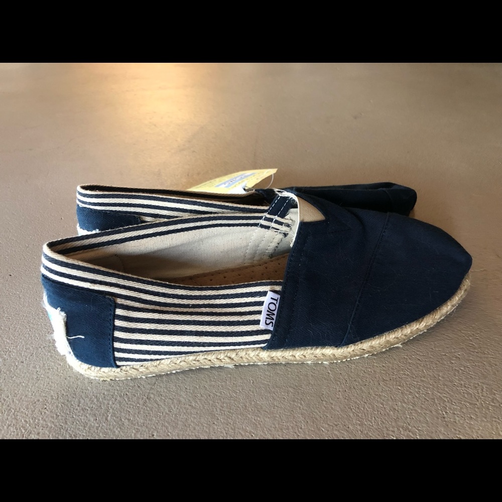 Toms shoes